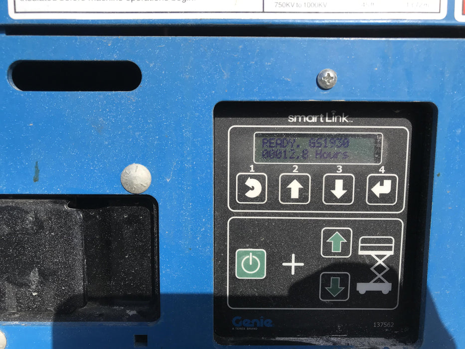 2019 Genie GS-1930 Fixed rails with chain Entry