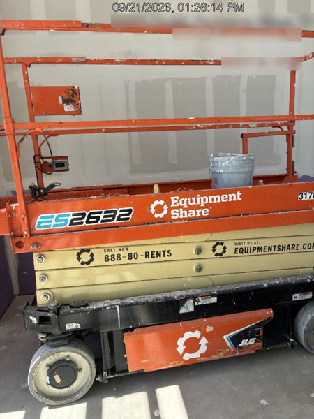2023 JLG ES2632