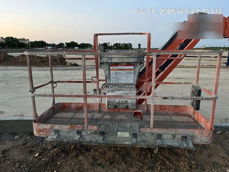 2019 JLG 660SJ