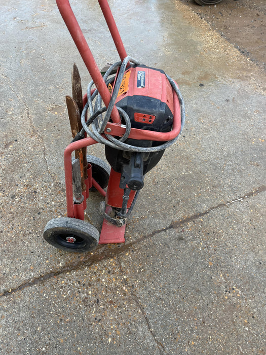 2020 HILTI TE 3000-AVR