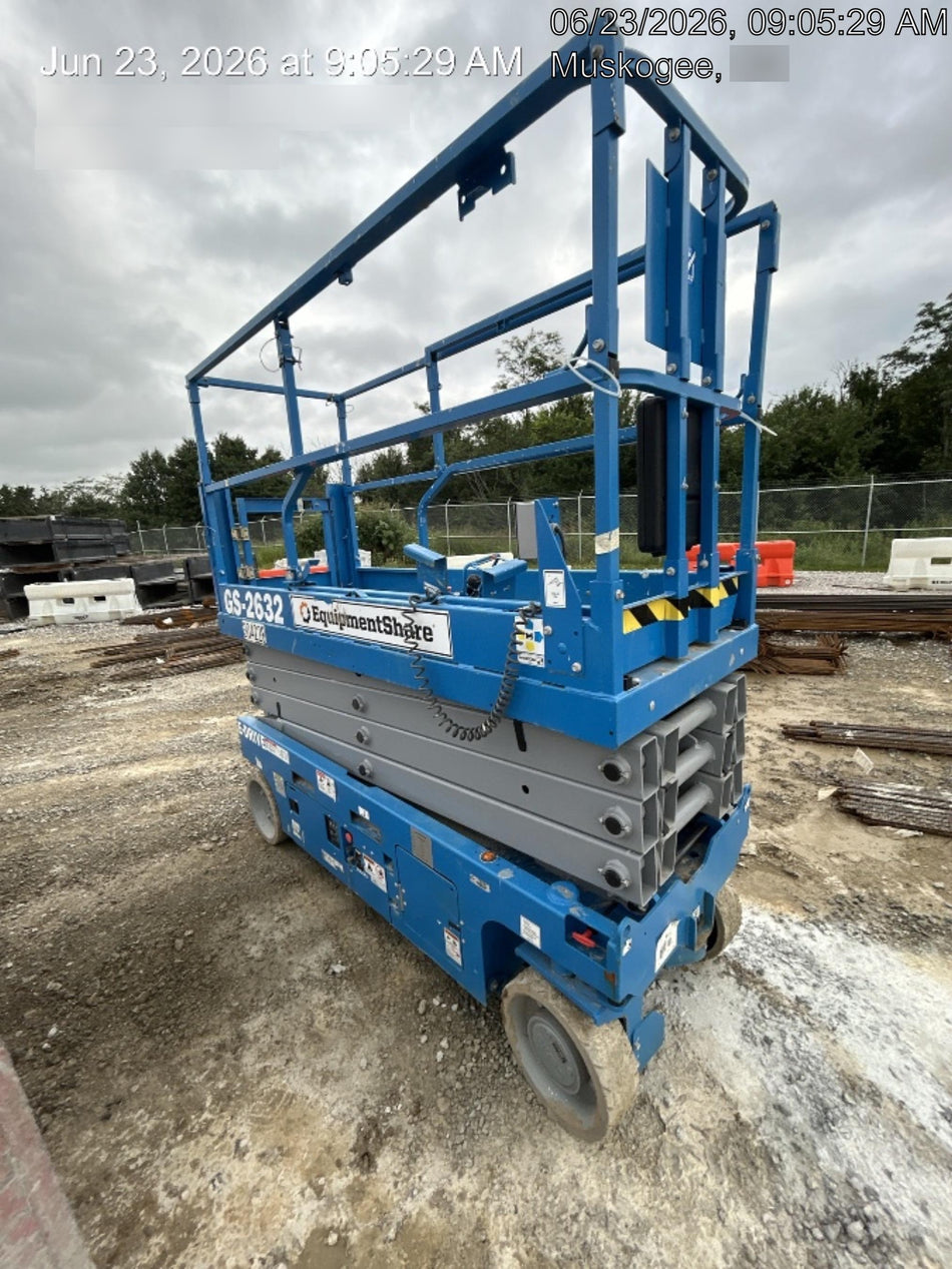 2023 GENIE GS-2632