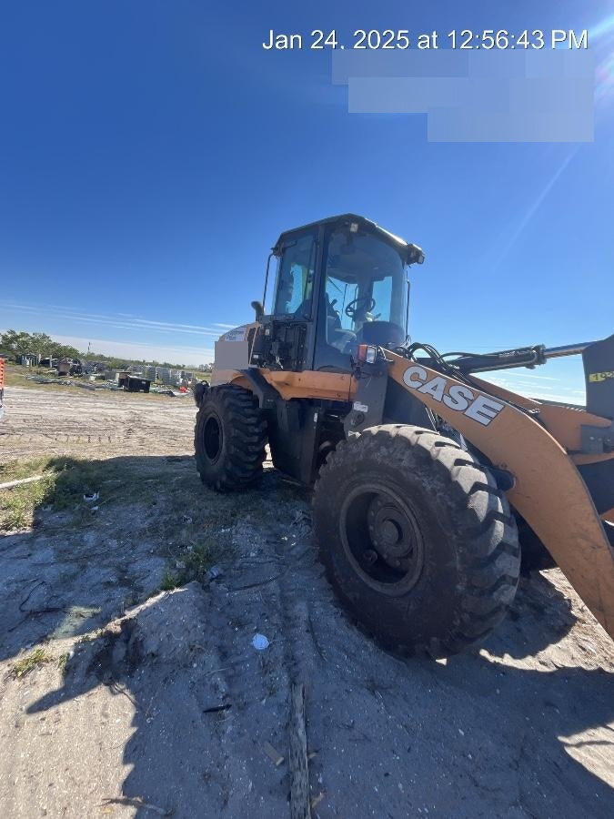 2018 CASE 621G