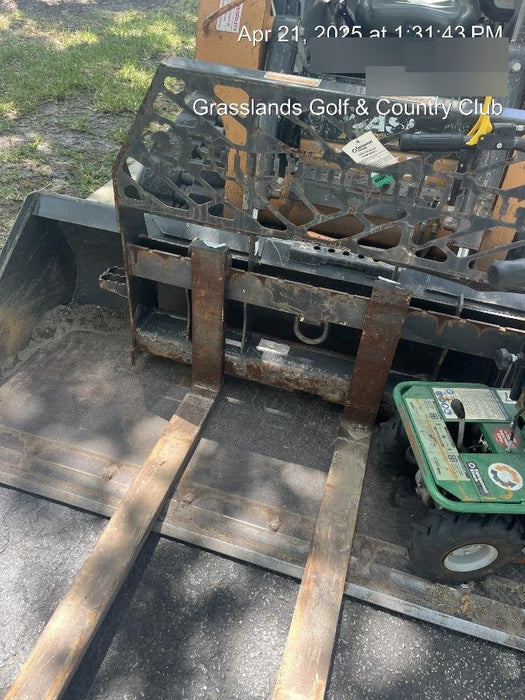 2022 PALADIN 48" Pallet Forks - Paladin