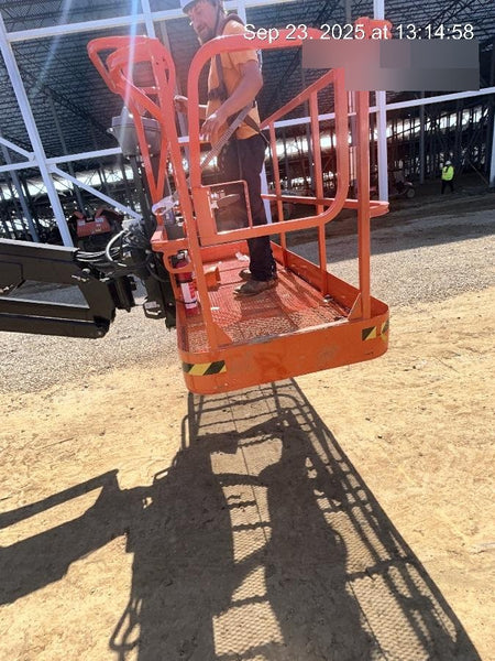 2025 JLG 660SJ