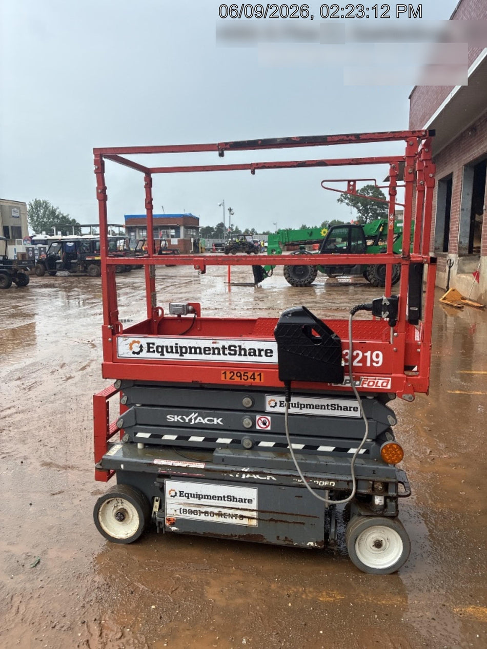 2021 SKYJACK SJ3219
