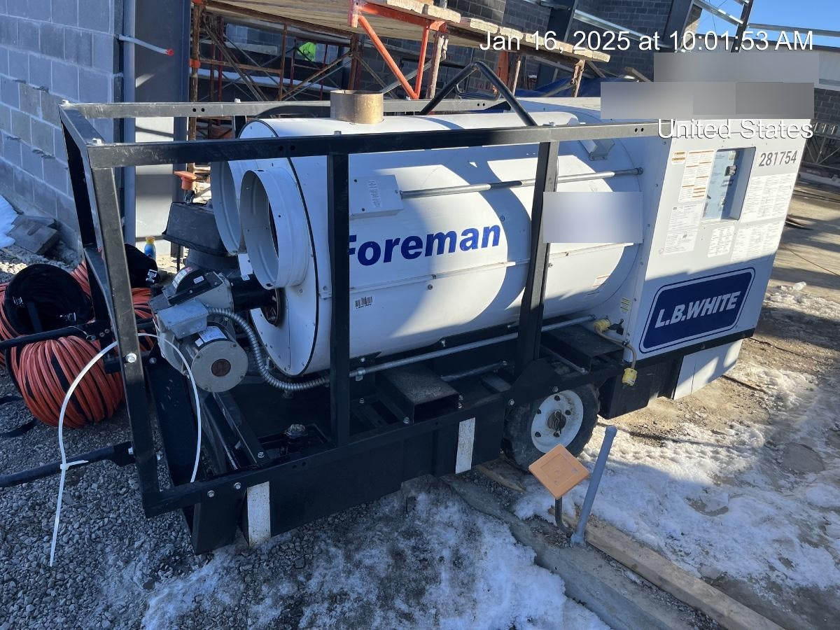 2022 LB WHITE Foreman 500 Oil