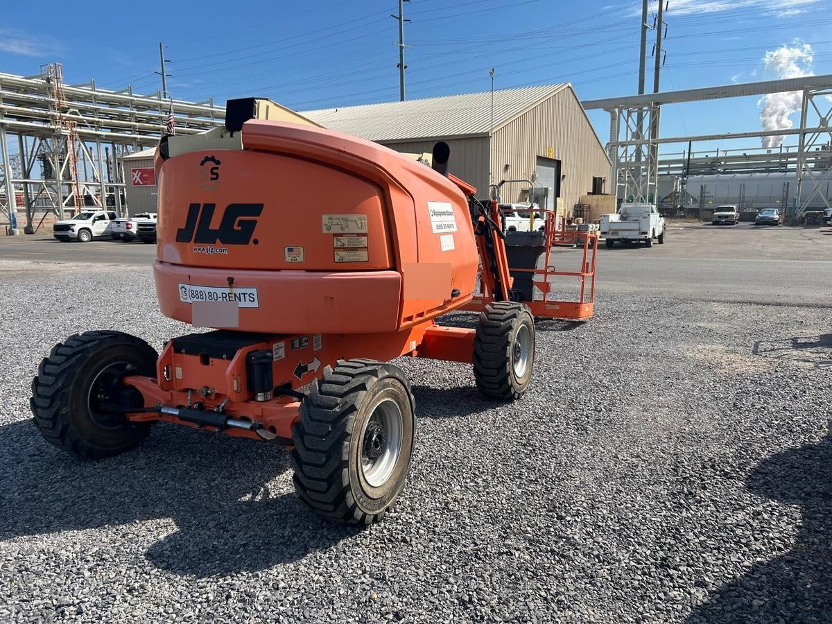 2019 JLG 450AJ