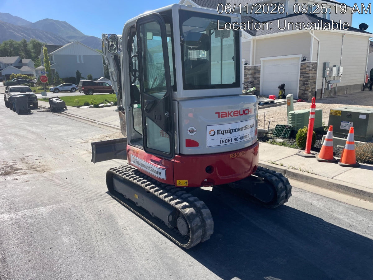 2023 TAKEUCHI TB335R2-CR
