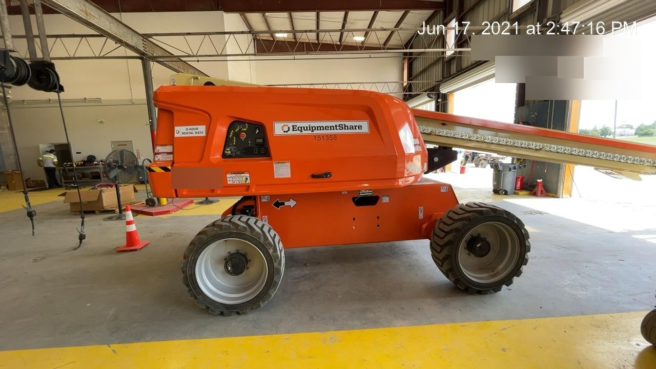 2021 JLG 660SJ