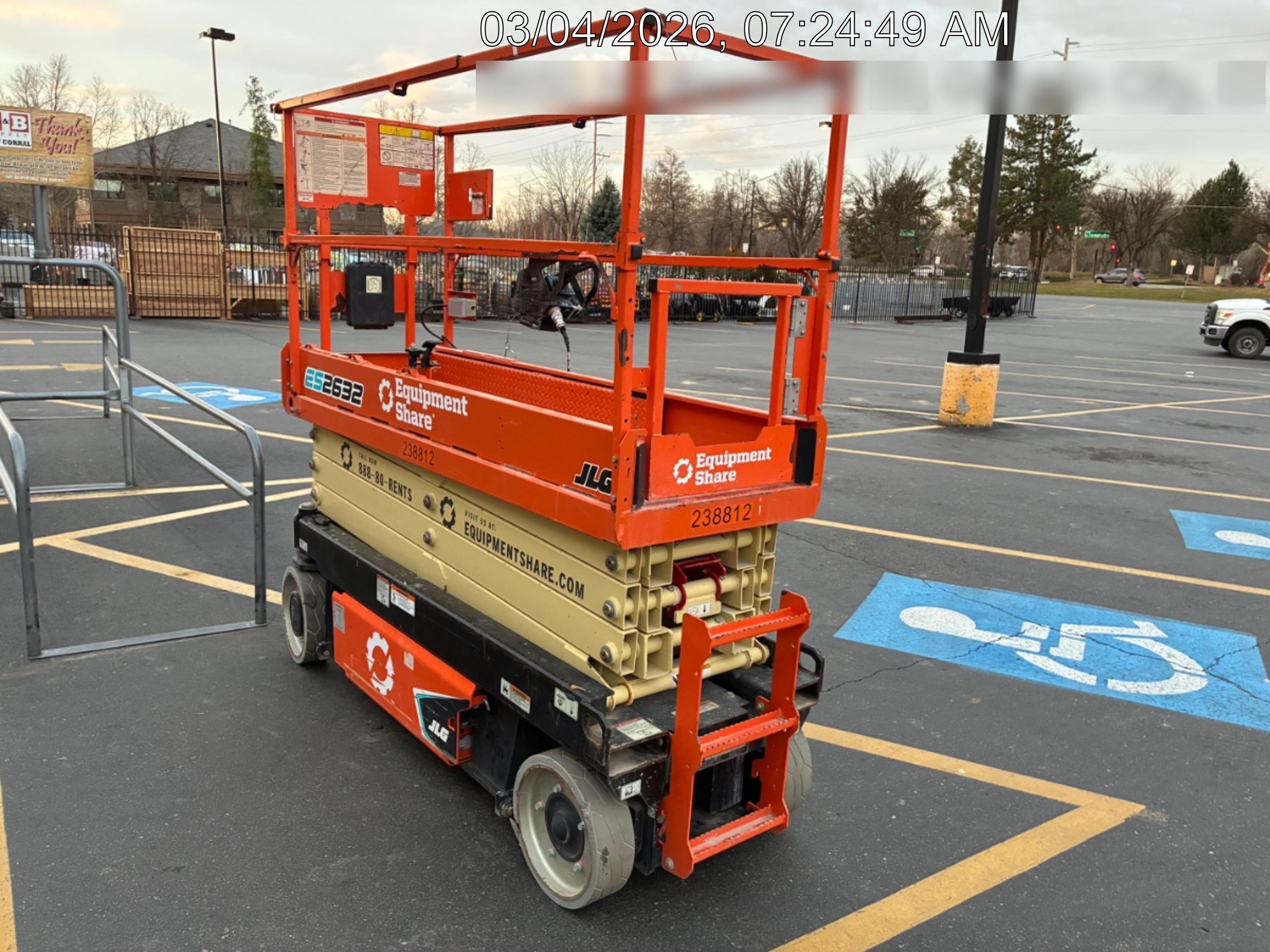 2022 JLG ES2632