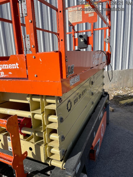 2022 JLG ES3246