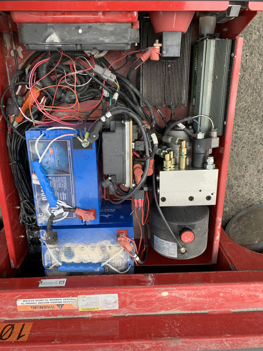 2020 MEC 1330SE Solid NM Tires, Steel Swing out Doors, LCS, Beacon, 900W Inverter