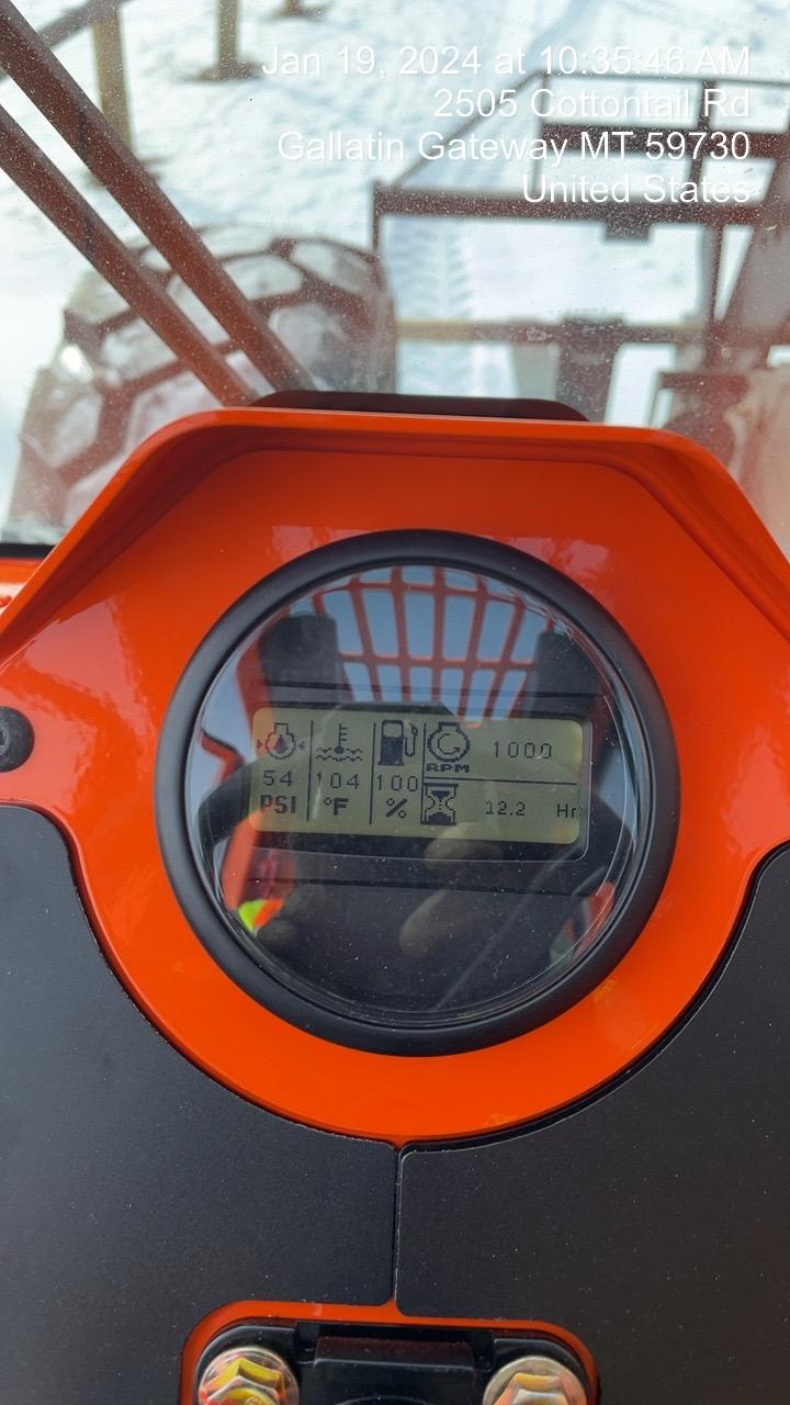 2023 SKYTRAK 8042