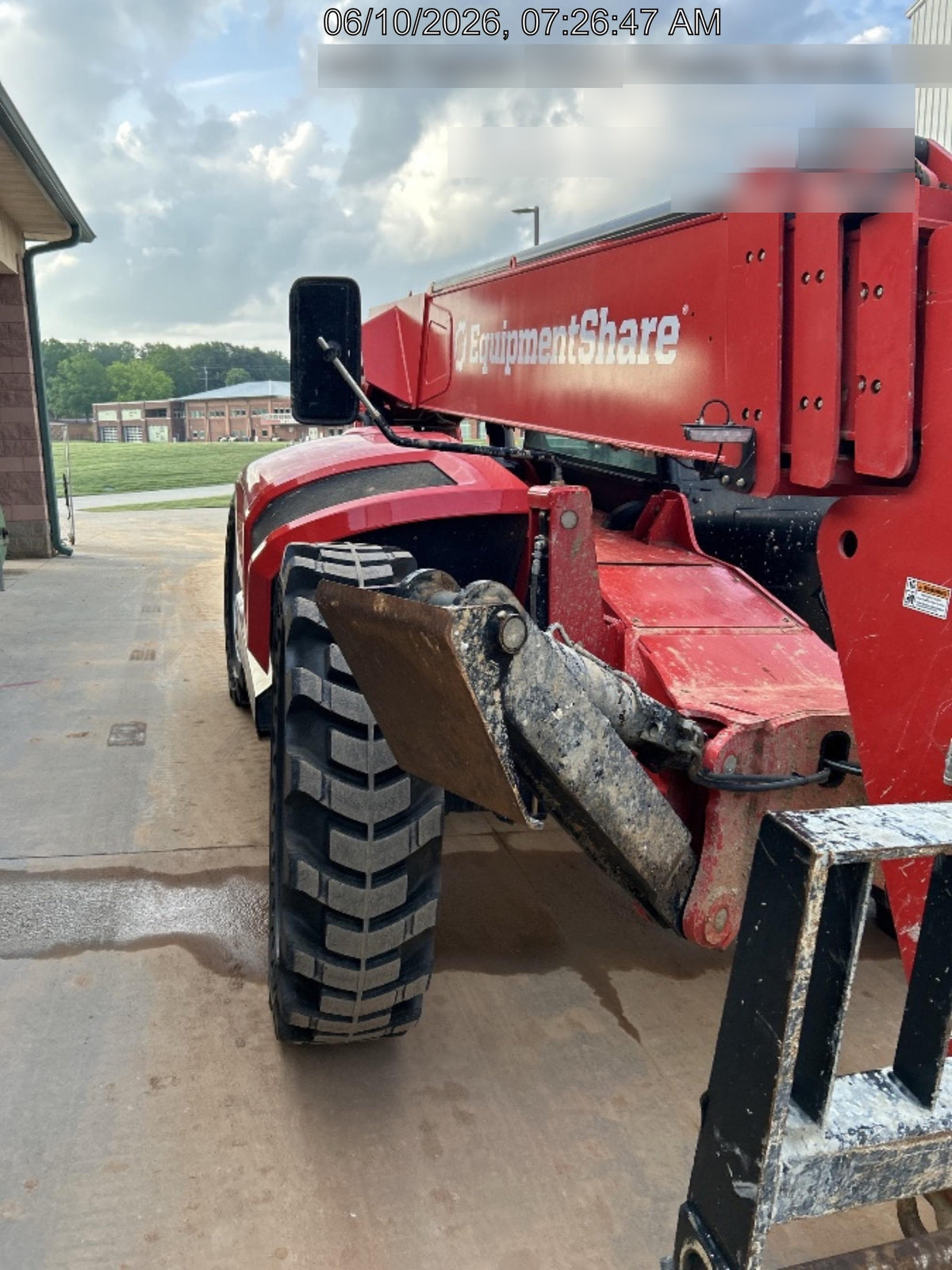 2024 MANITOU MTA1055