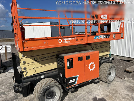 2022 JLG ERT4069
