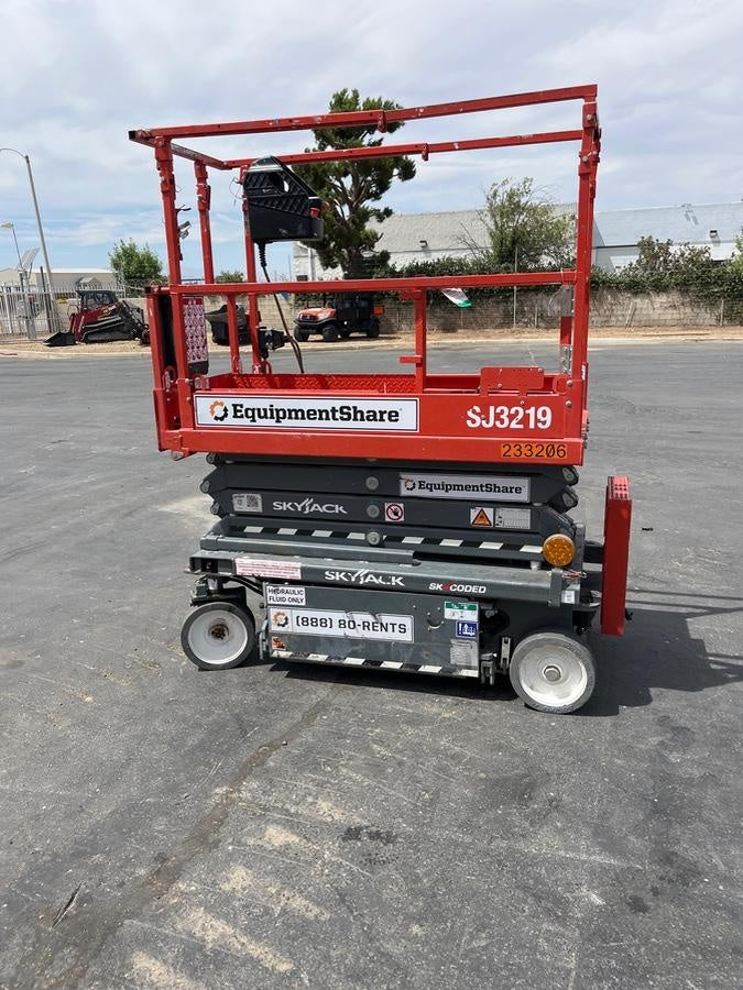 2022 SKYJACK SJ3219
