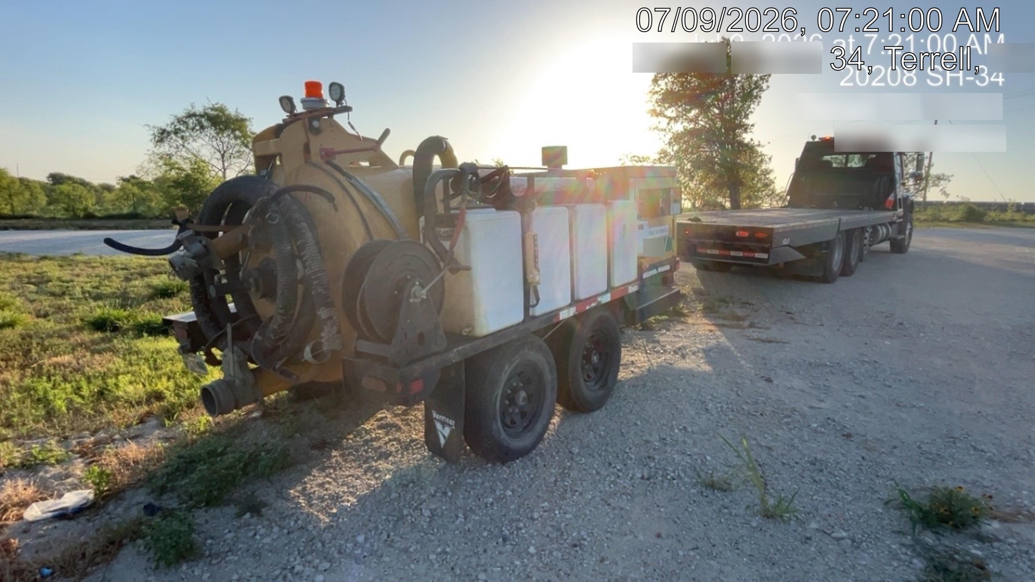 2021 VAC-TRON LP573XDT