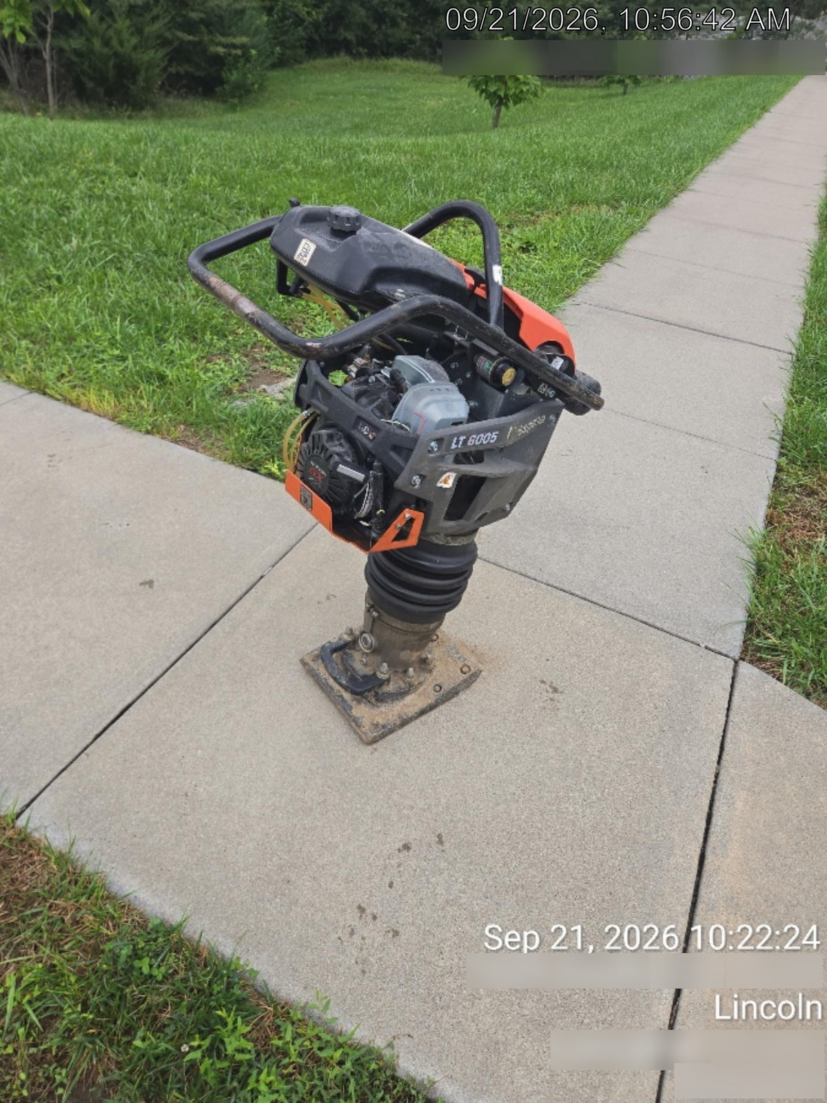 2025 HUSQVARNA LT6005