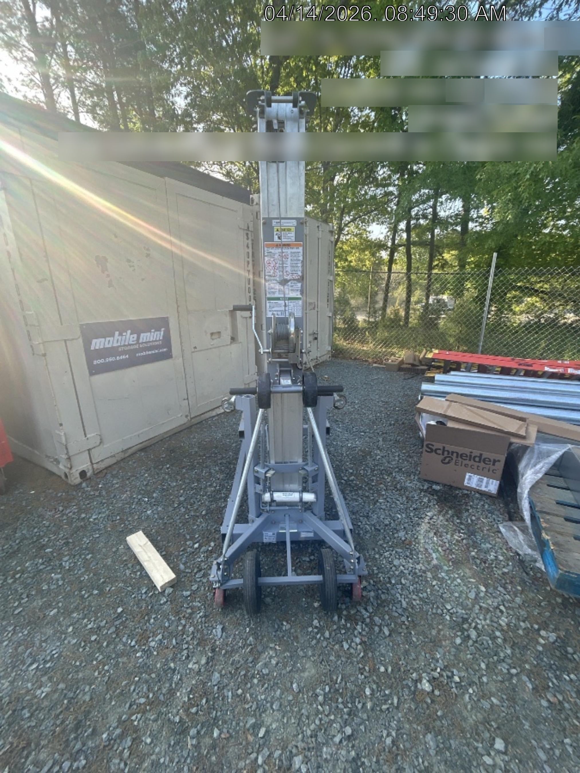 2023 GENIE SLC-24