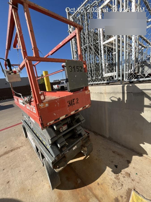 2017 SKYJACK SJIII-3226