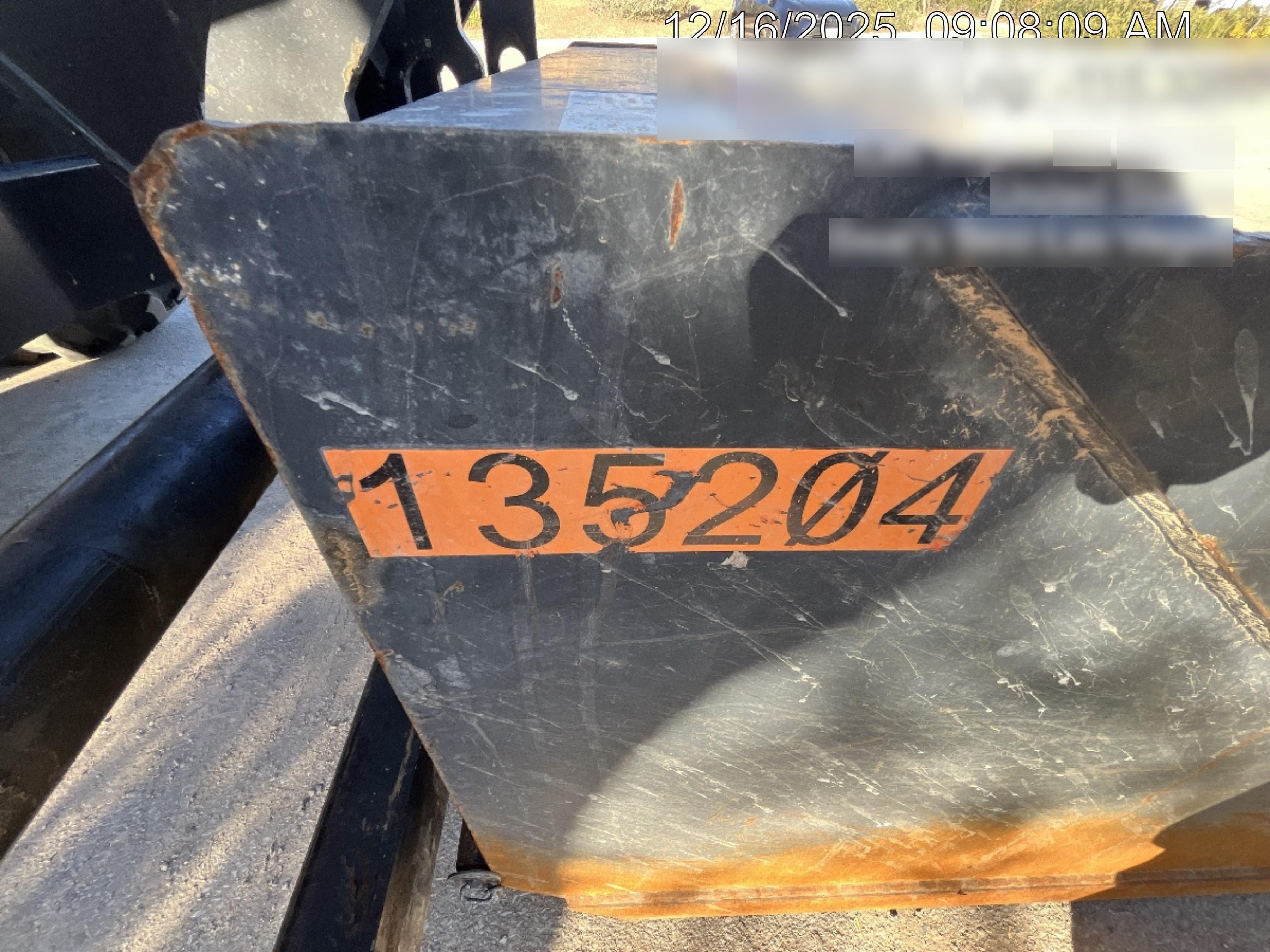 2021 ARROW MATERIAL HANDLING Telehandler Fork Bucket
