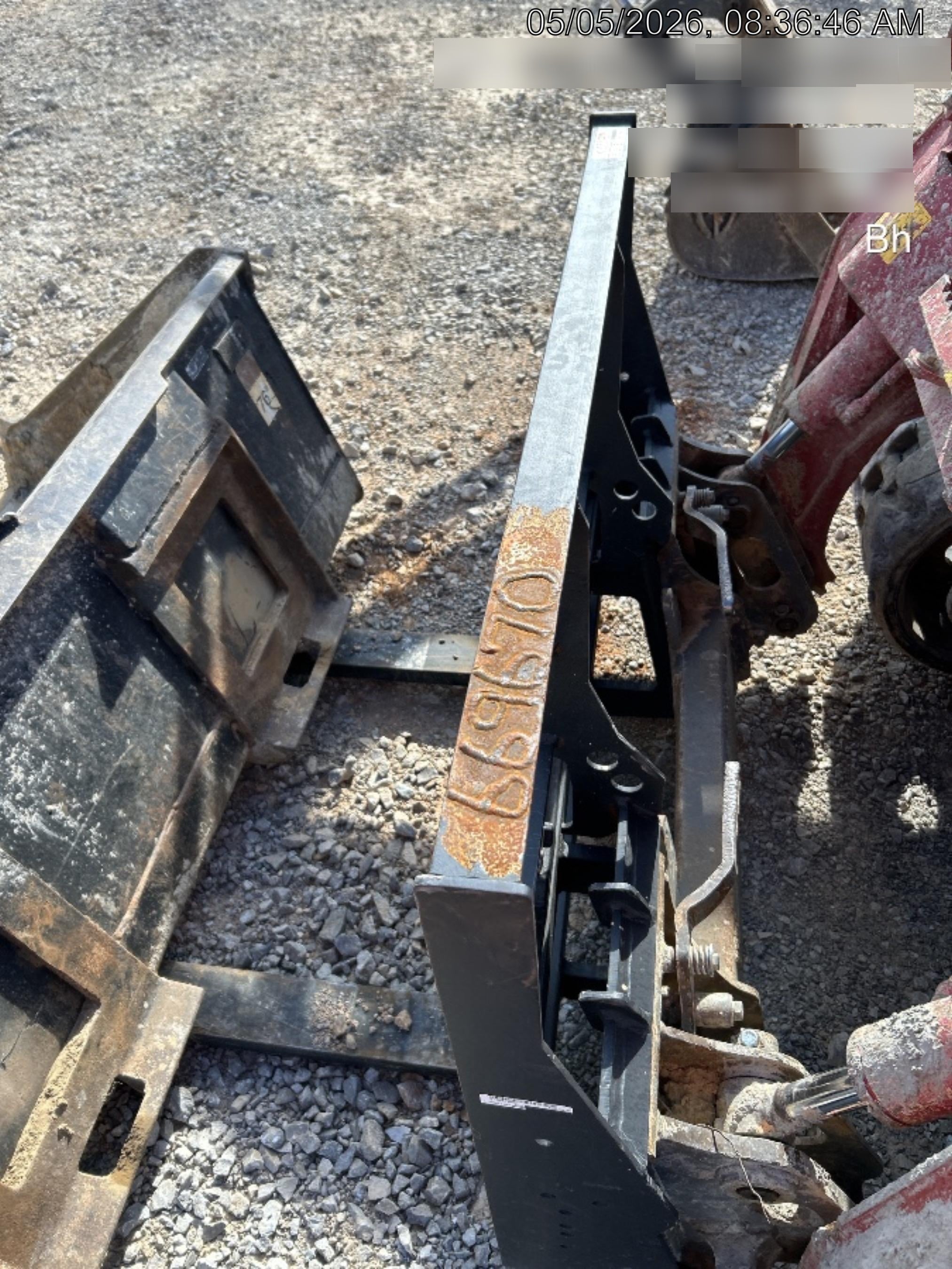 2026 ARROW MATERIAL HANDLING 72" Pallet Forks - Arrow