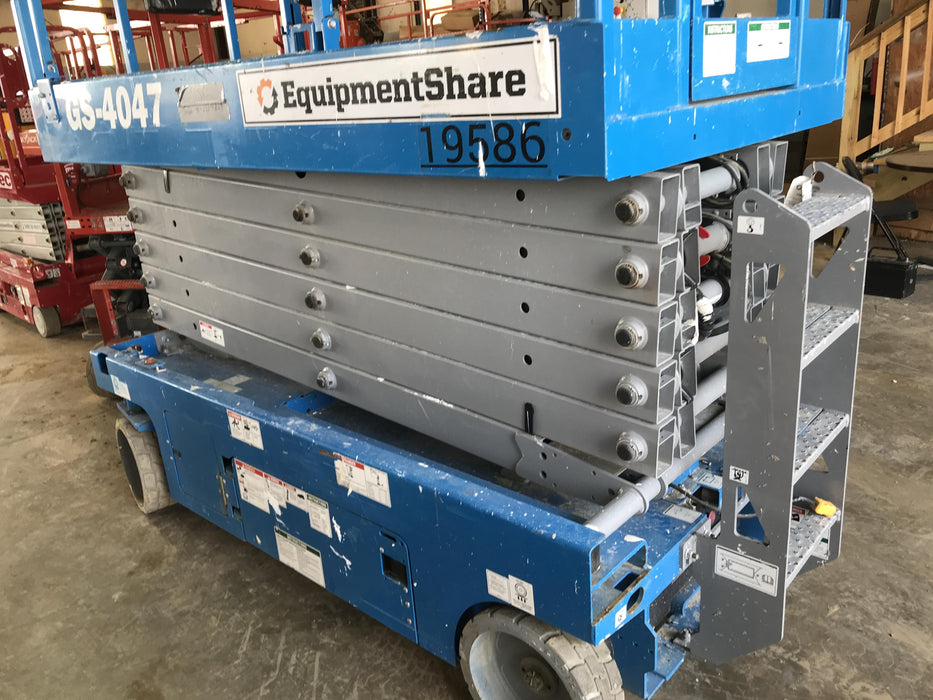 2018 GENIE GS-4047