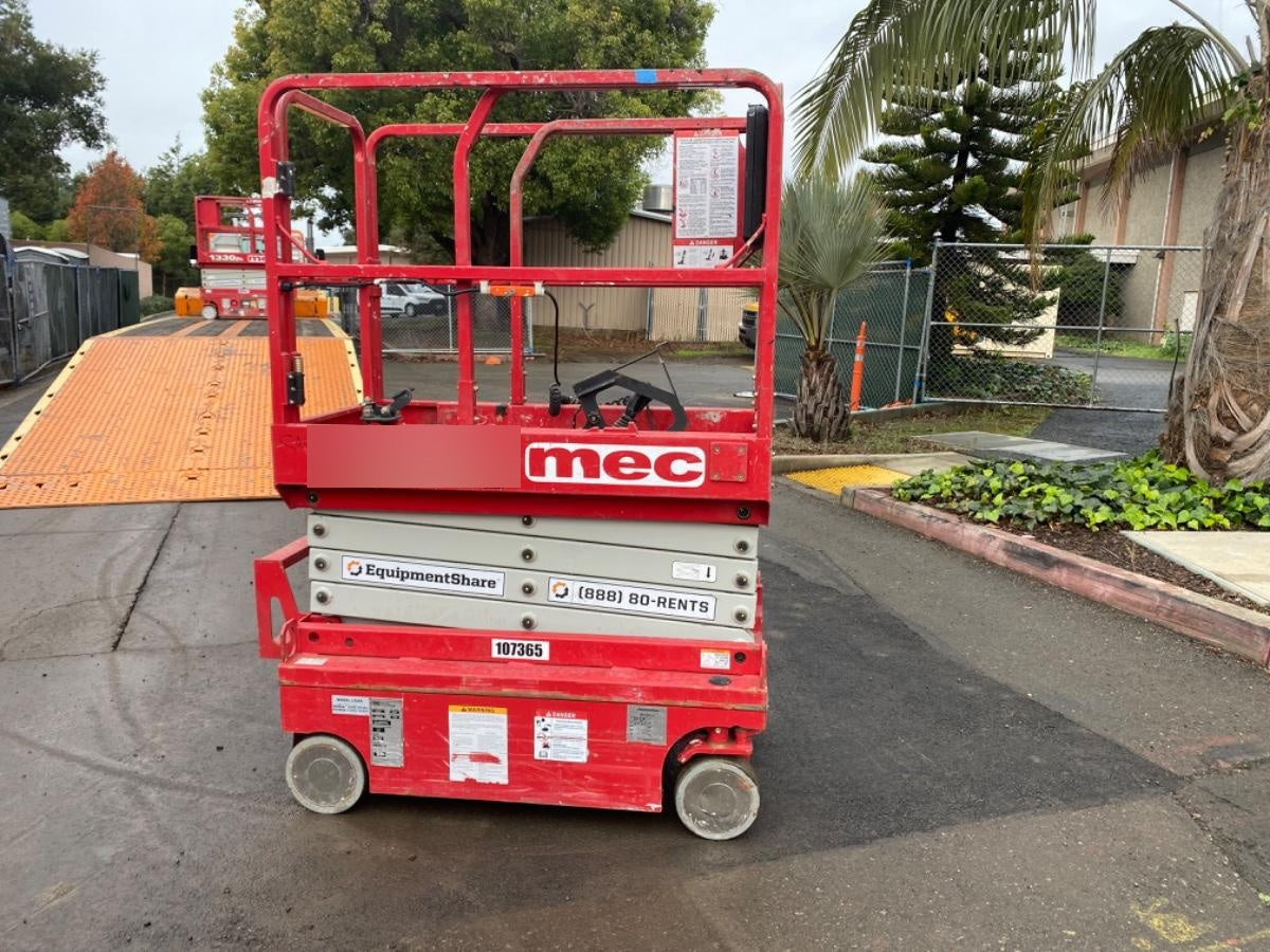 2020 MEC 1330SE Solid NM Tires, Steel Swing out Doors, LCS, Beacon, 900W Inverter