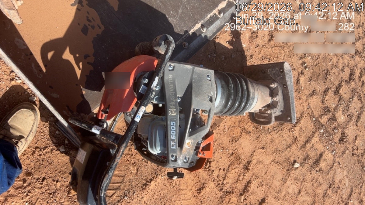 2025 HUSQVARNA LT6005