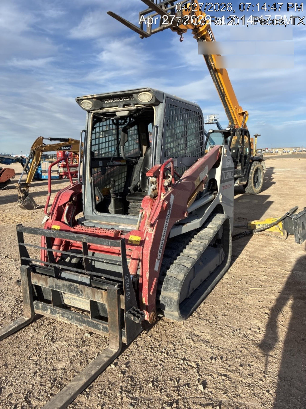 2022 ARROW MATERIAL HANDLING 48" Pallet Forks - Arrow