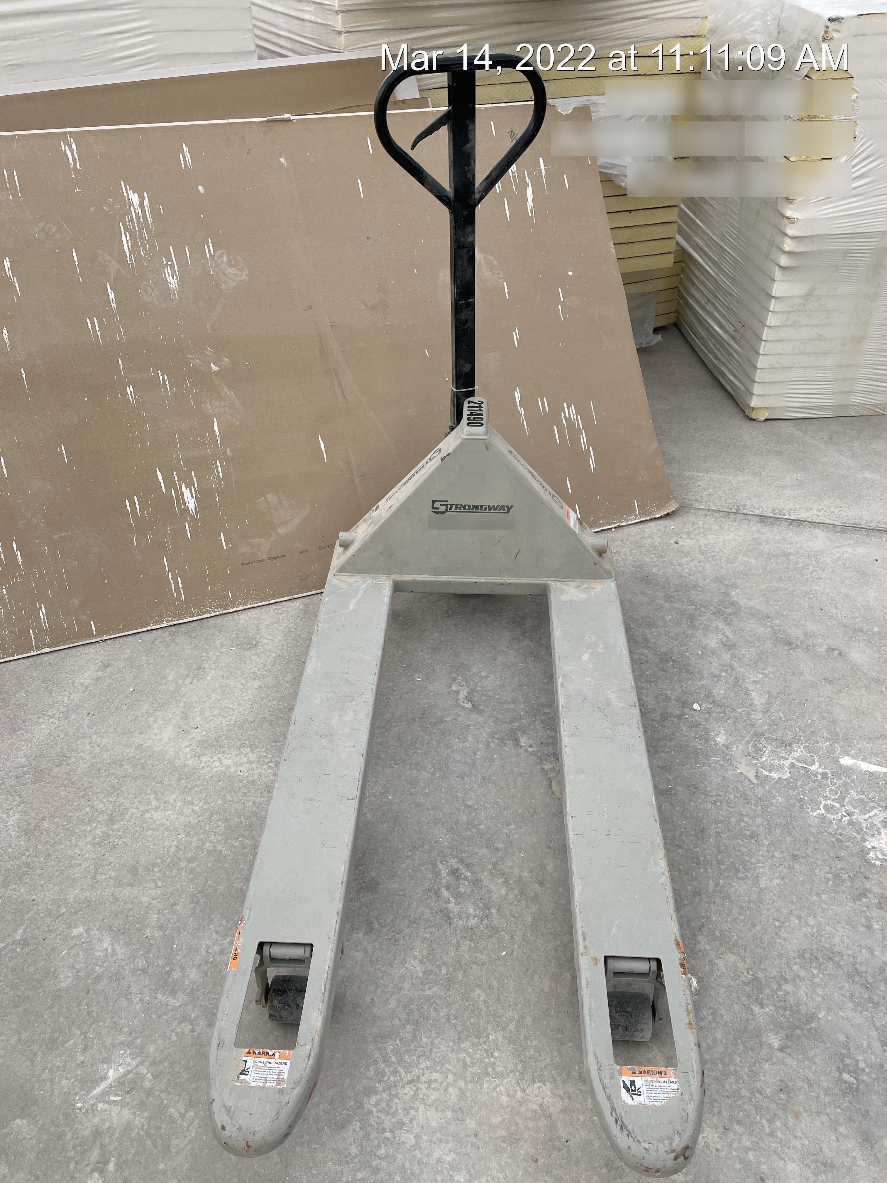 2022 STRONGWAY 4400 lb Pallet Jack