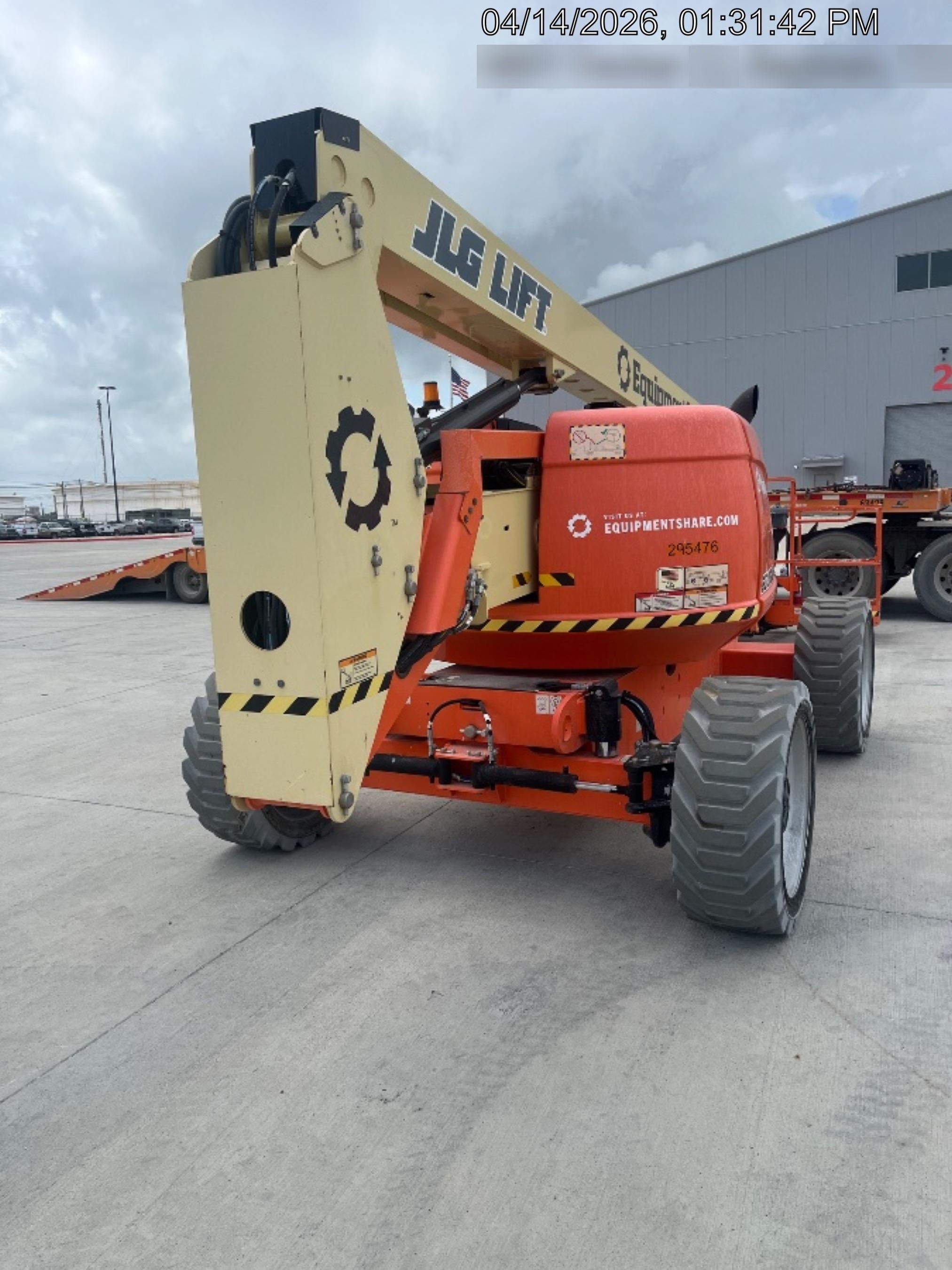 2023 JLG 600AJ