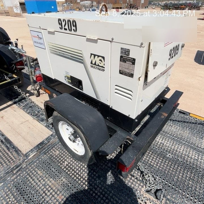Multiquip DLW300ESA1 Multiquip 300 Amp Welder w/Trailer