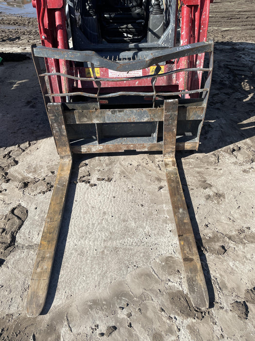 2017 PALADIN 42" Pallet Fork Assembly