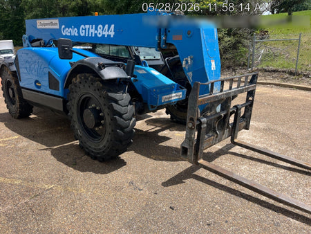 2018 Genie GTH-844 Genie GTH-844 w/Enclosed Cab w/HVAC, Work Lights, Solid Tires, Beacon, 60" Carriage and Forks