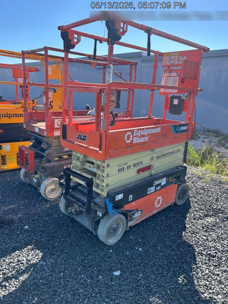 2025 JLG ES1932