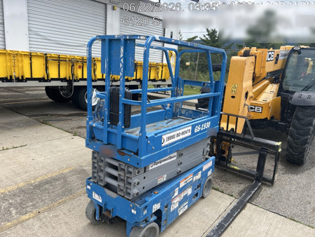 2020 Genie GS-1930 Solid Non Marking Tires, Beacon, Folding rails with half height swing gate