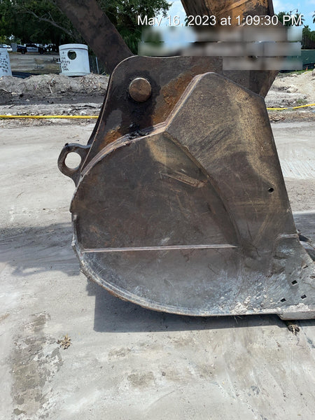 2016 CASE 60" Tooth Bucket - Case