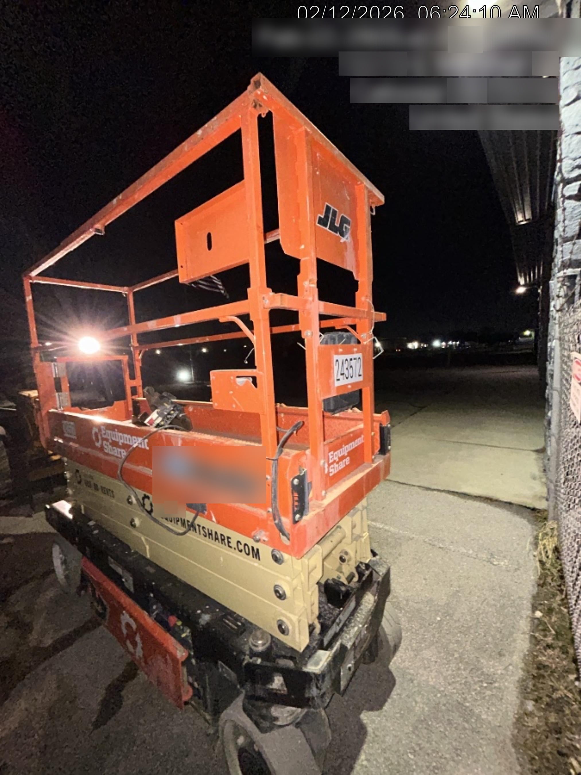 2022 JLG ES2632