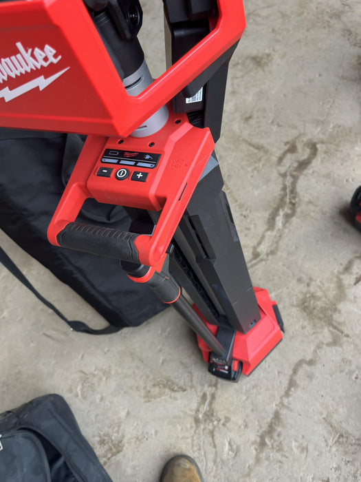 2022 MILWAUKEE 2136-20