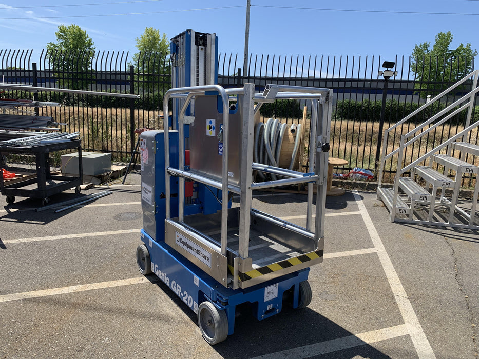 2020 GENIE GR-20