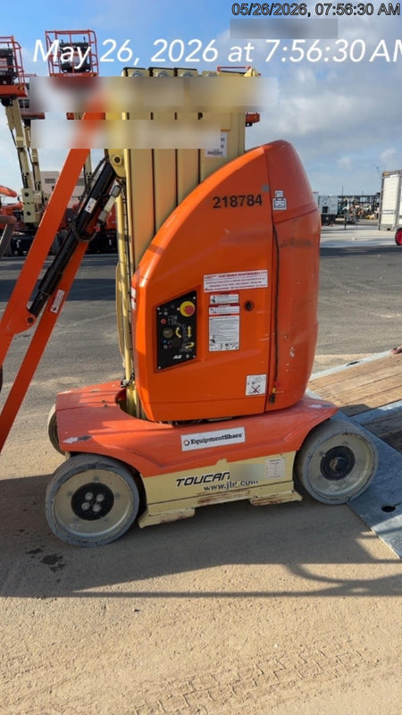 2022 JLG 26E