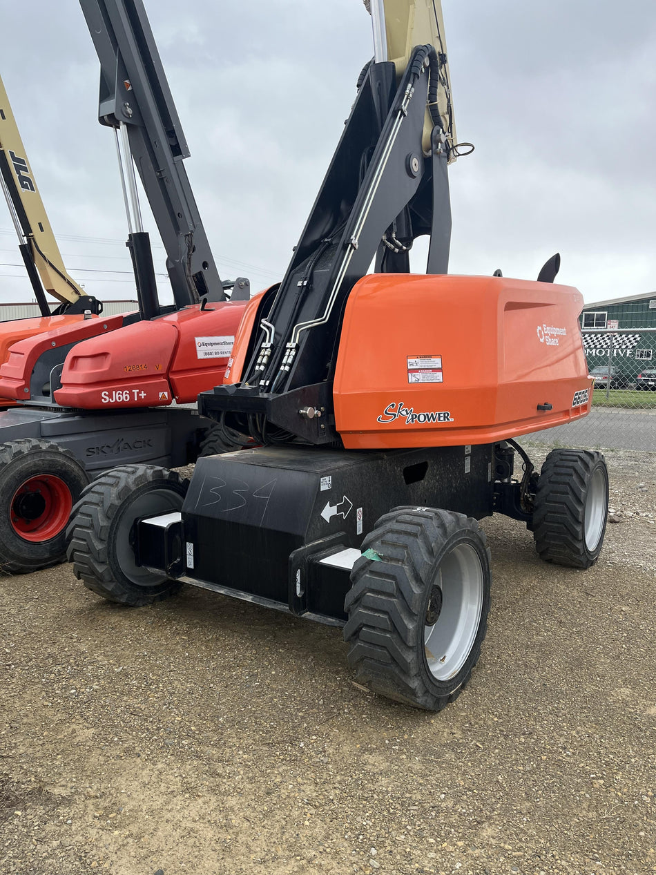 2025 JLG 660SJ