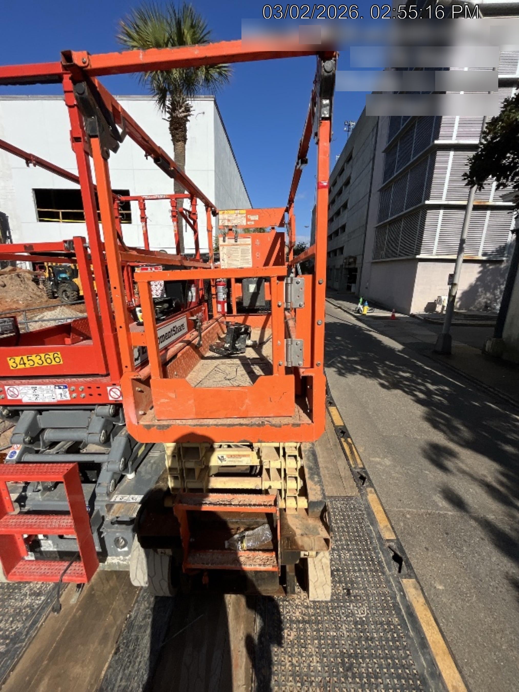 2021 JLG ES1932