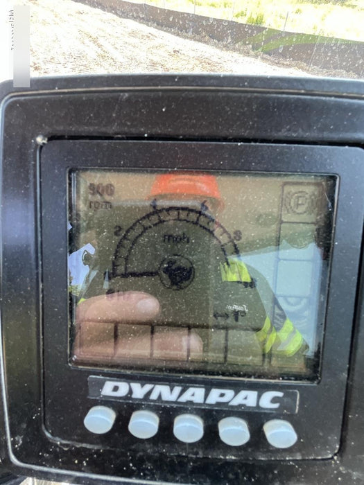 2022 DYNAPAC CA2500D