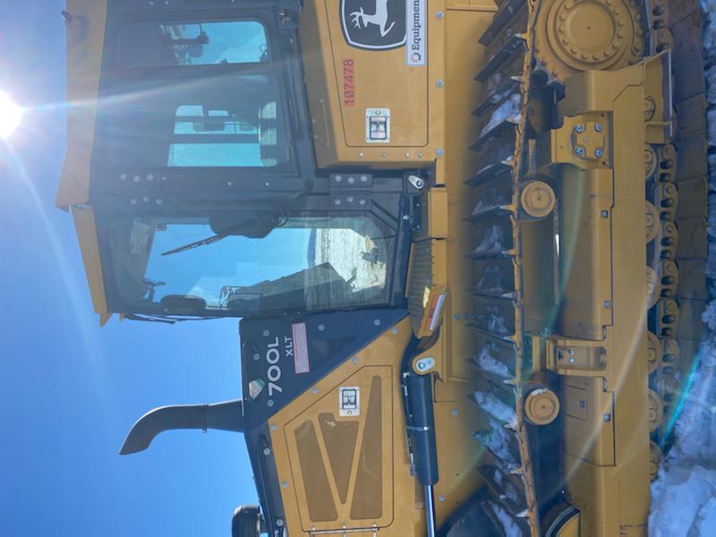 2020 JOHN DEERE 700L