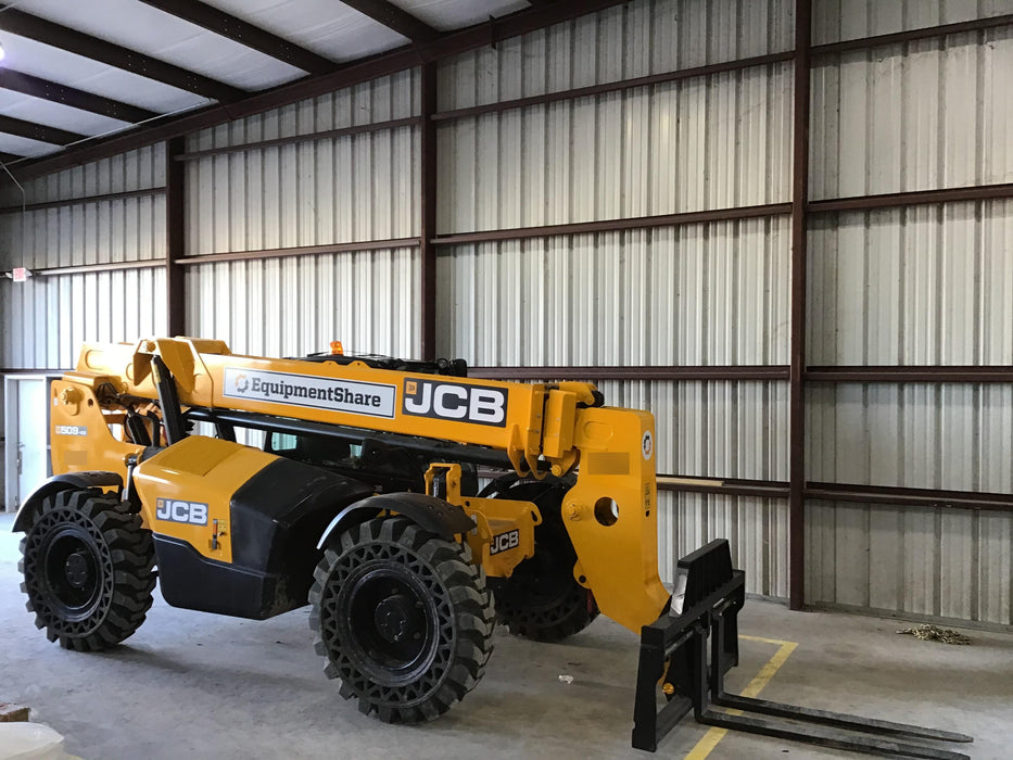 2019 JCB 509-42 74 HP w/CAB/HVAC, Beacon, Aux Hydraulics, Worklights, Solid Tires