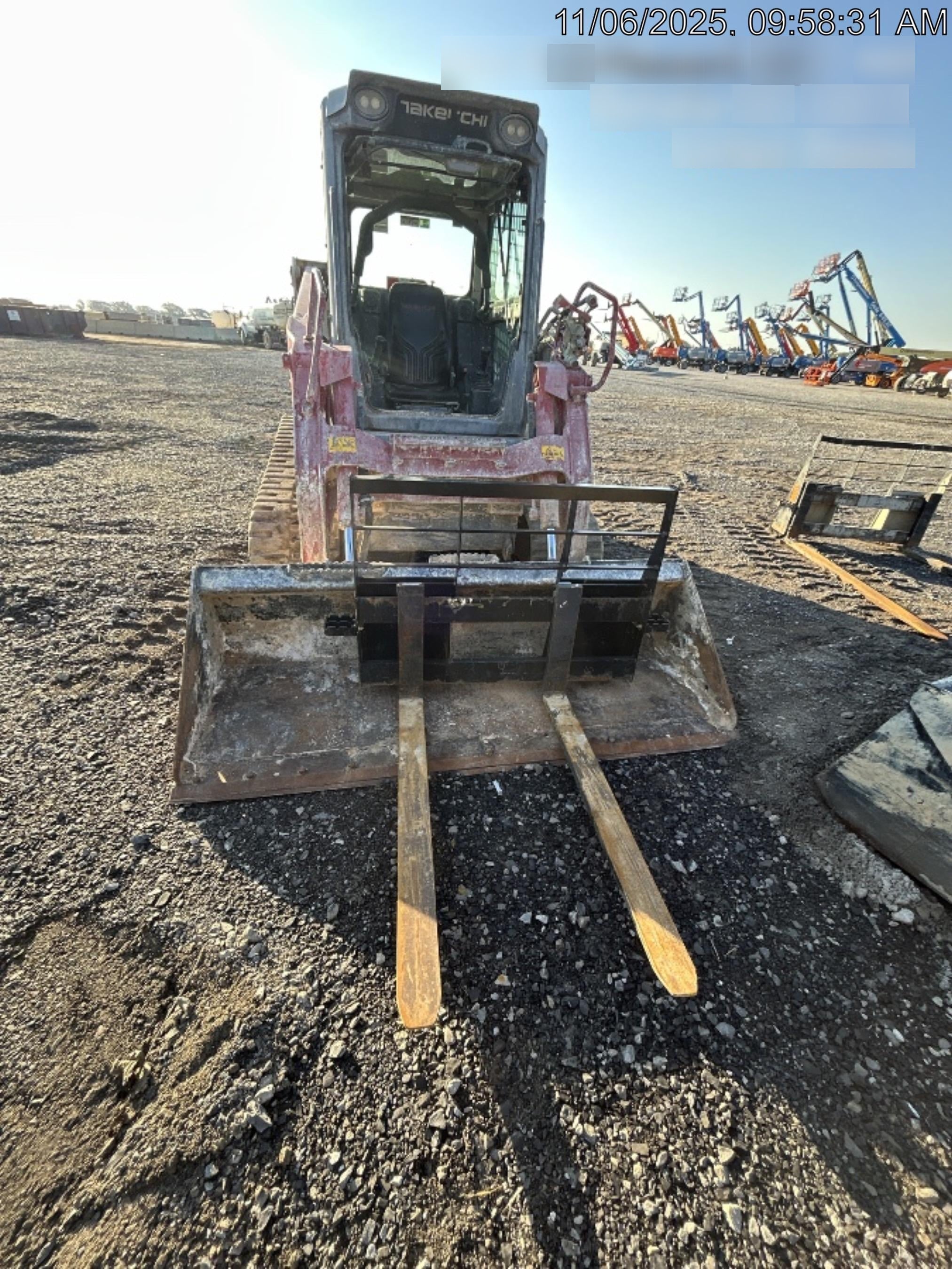 2025 ARROW MATERIAL HANDLING F5100CB
