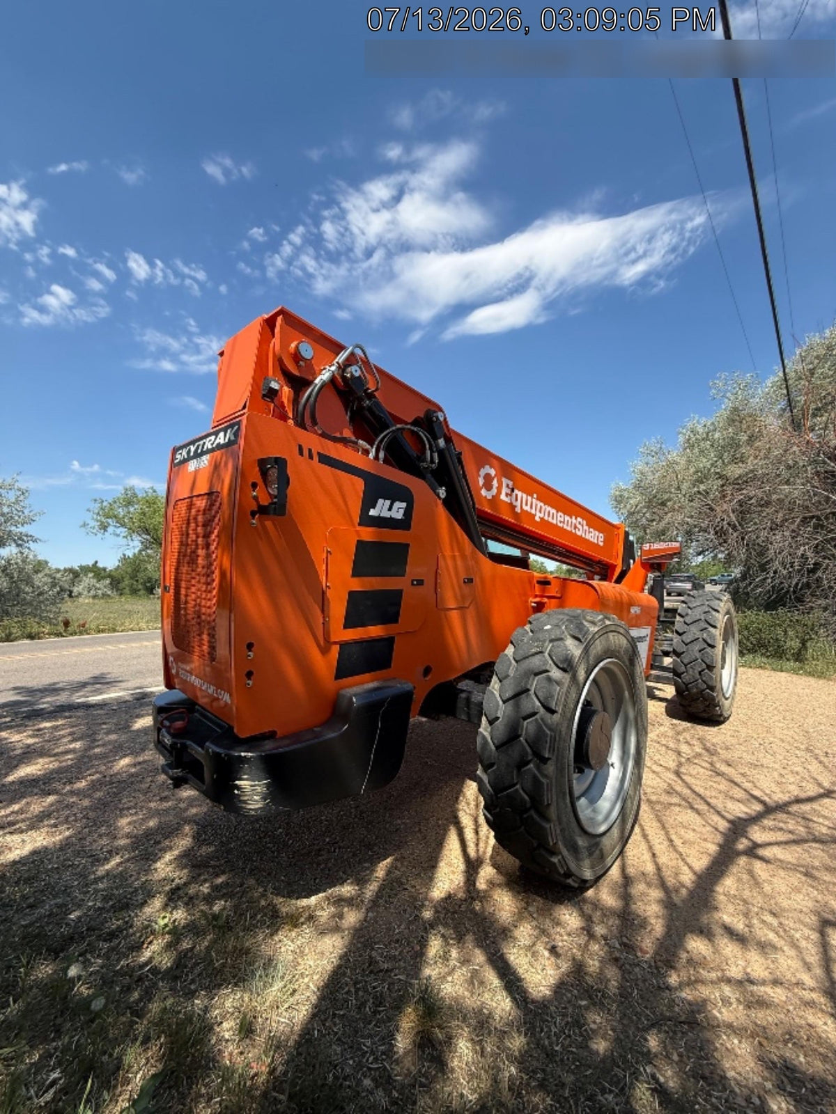 2023 SKYTRAK 8042