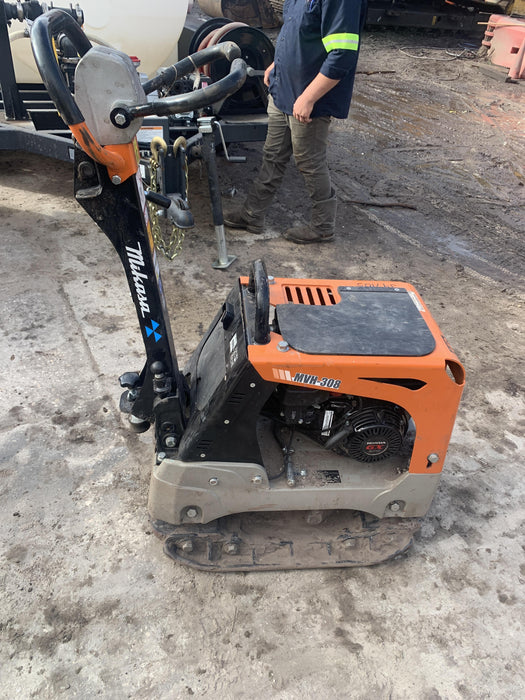 2023 Multiquip MV308GH Honda GX270, 18" Plate, Tachometer